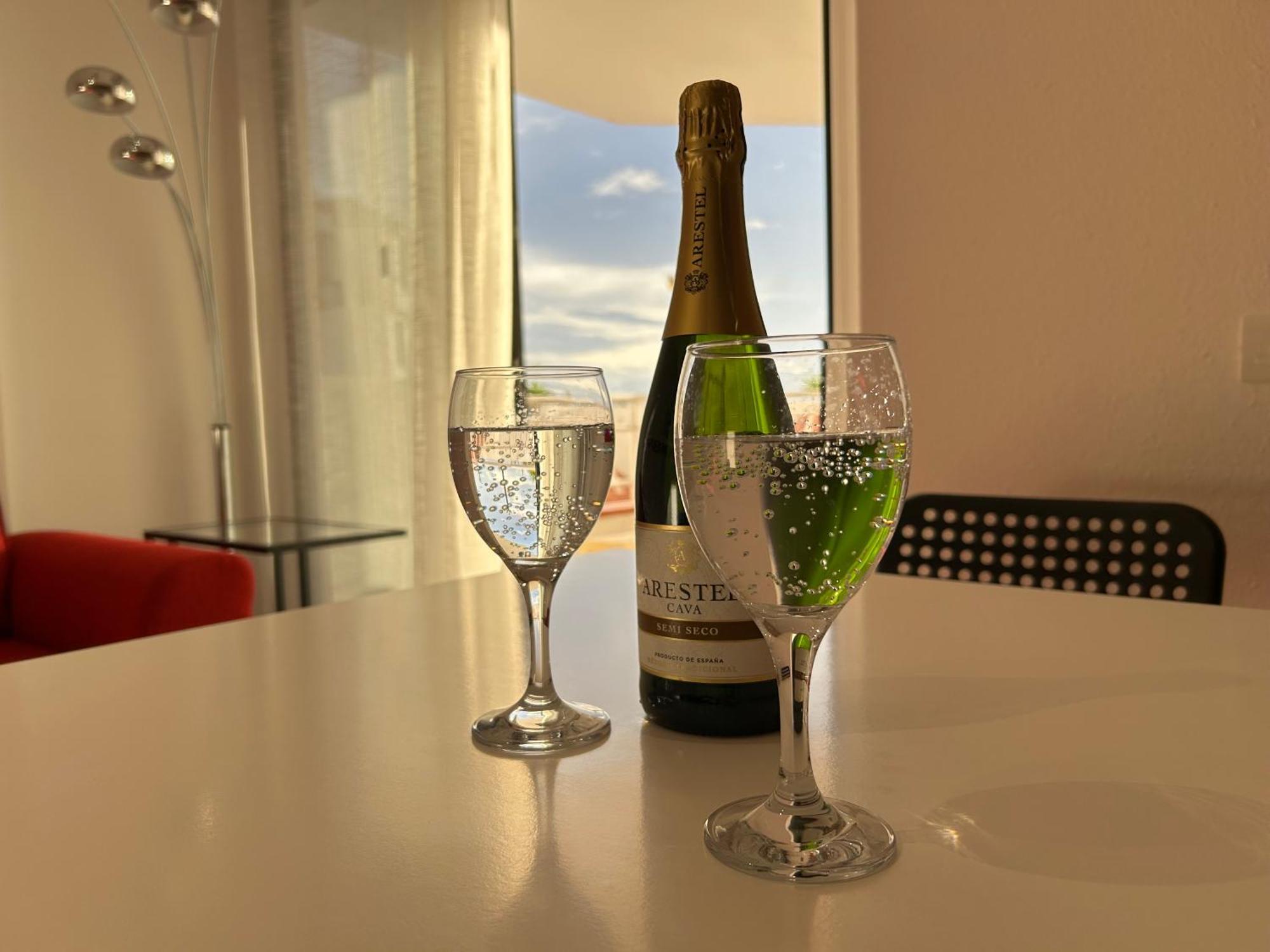 Modern Apartment, Heated Pool & 2 Terraces Los Cristianos  Bagian luar foto